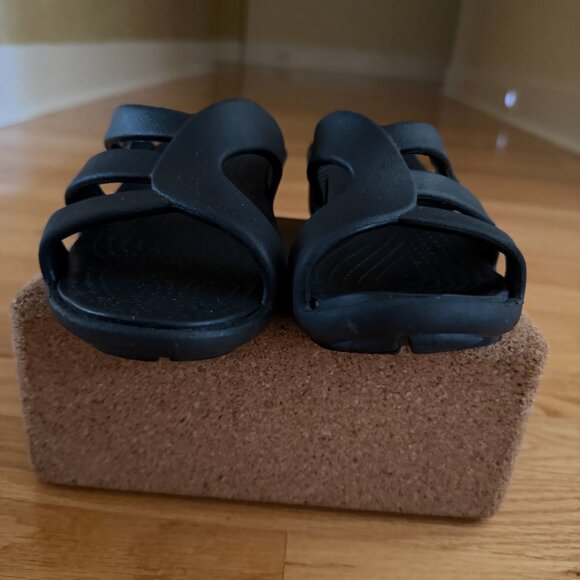 Crocs Sanrah Strappy Wedge Sandals Size 5 - Picture 4 of 9